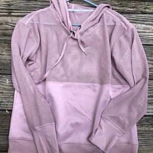 Women’s purple workout sweatshirt, size medium